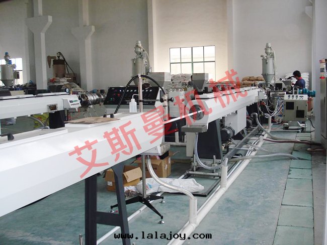 PPR,PERT管(guǎn)材生(shēng)産線(xiàn)