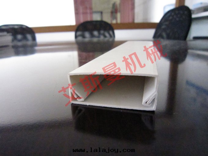 PVC線(xiàn)槽生(shēng)産線(xiàn)