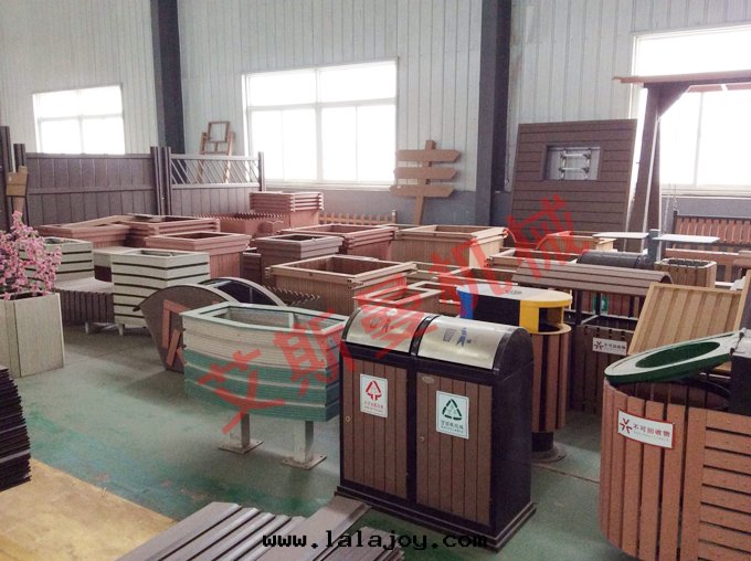 PE、PP木(mù)塑型材生(shēng)産線(xiàn)