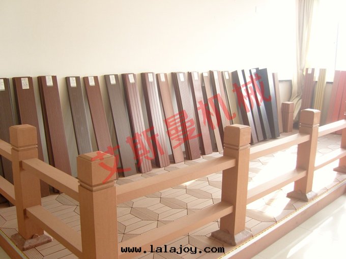 PE、PP木(mù)塑型材生(shēng)産線(xiàn)