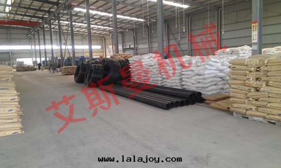 PE实壁(bì)管(guǎn)材生(shēng)産線(xiàn)