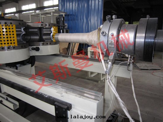 PE單壁(bì)波(bō)紋管(guǎn)生(shēng)産線(xiàn)