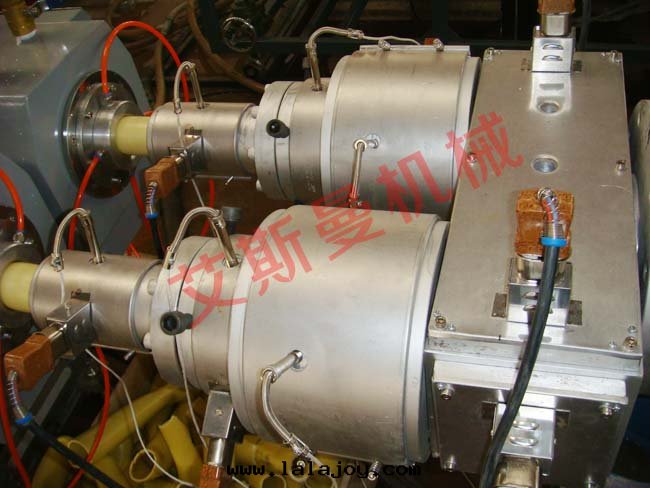 PVC solid pipe production line