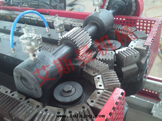 PVC單壁(bì)波(bō)紋管(guǎn)生(shēng)産線(xiàn)