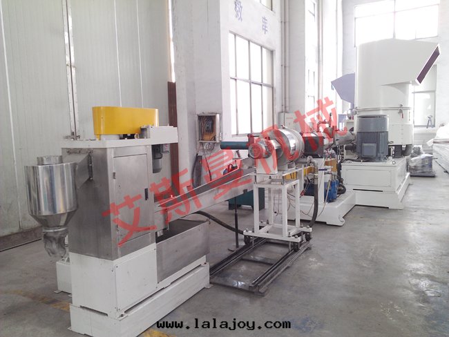 PE、PP薄膜造粒(lì)生(shēng)産線(xiàn)