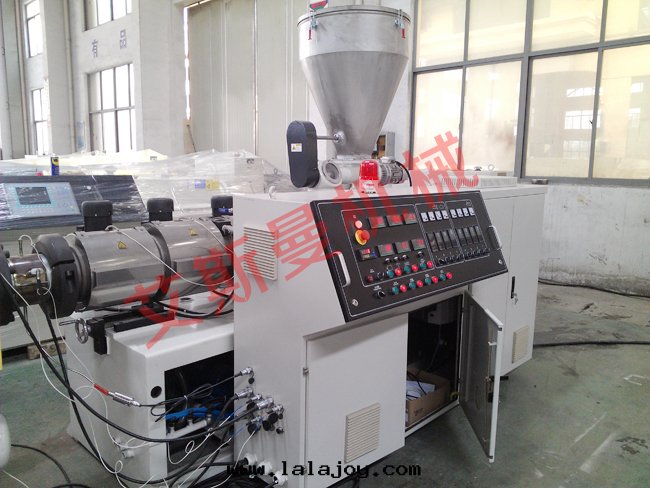 PVC造粒(lì)生(shēng)産線(xiàn)