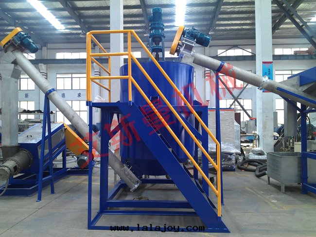 PET瓶(píng)片(piàn)回(huí)收(shōu)清(qīng)洗線(xiàn)