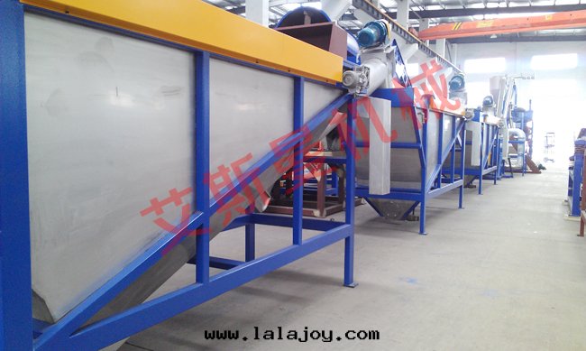 PET瓶(píng)片(piàn)回(huí)收(shōu)清(qīng)洗線(xiàn)