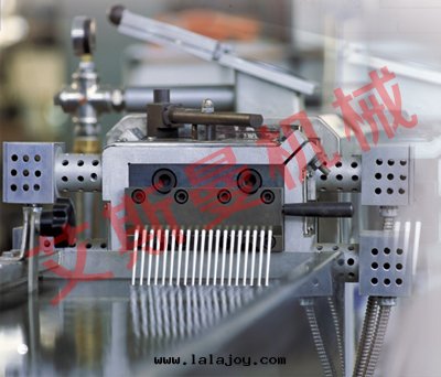 TSK同(tóng)向(xiàng)平双(shuāng)造粒(lì)生(shēng)産線(xiàn)