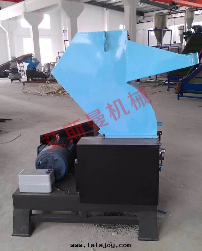 管(guǎn)型片(piàn)材破碎機(jī)