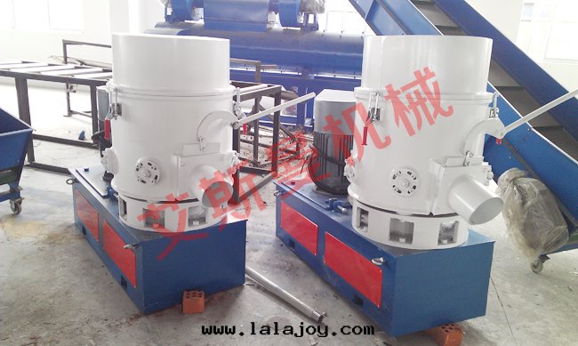 团(tuán)粒(lì)機(jī)