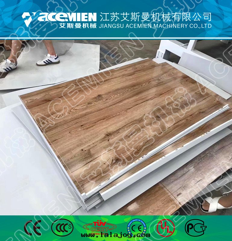 PVC鈣塑地(dì)板生(shēng)産線(xiàn)