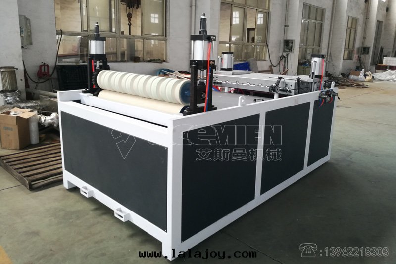 新(xīn)型ASA/pvc琉璃瓦(wǎ)生(shēng)産線(xiàn)