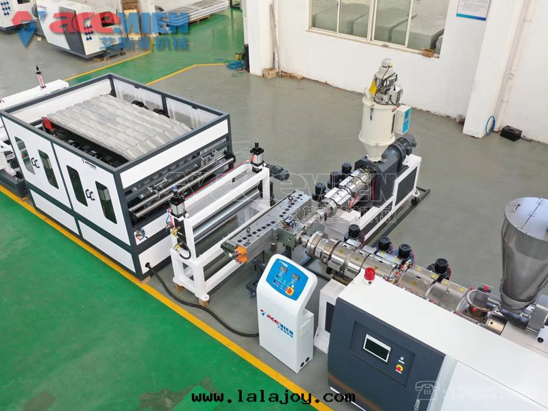 國(guó)內(nèi)合成(chéng)樹(shù)脂瓦(wǎ)設備廠(chǎng)家(jiā) 問(wèn)艾斯曼機(jī)械