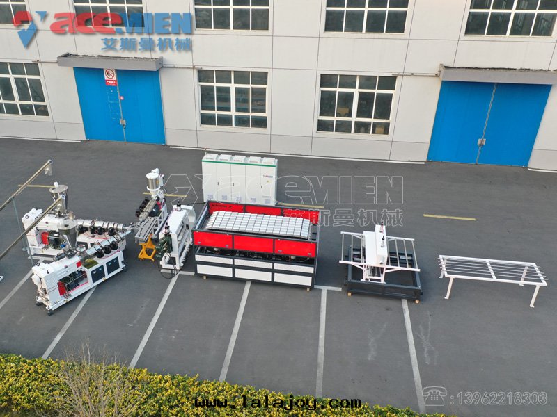 新(xīn)疆PVC塑料瓦(wǎ)設備供應(yìng)商 ASA覆膜樹(shù)脂瓦(wǎ)設備