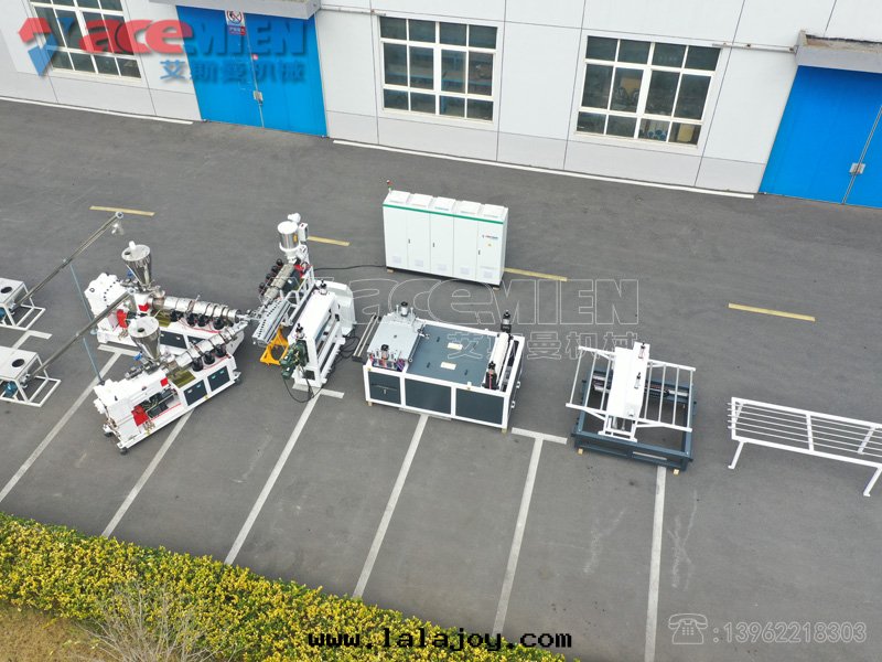 河北(běi)石(dàn)家(jiā)莊PVC合成(chéng)樹(shù)脂瓦(wǎ)設備 仿古建築塑料瓦(wǎ)機(jī)器