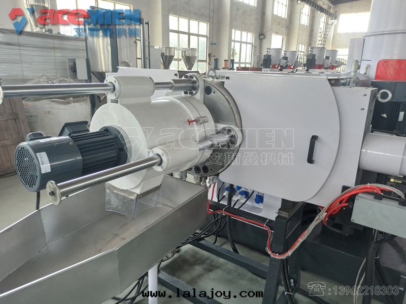 PP編織袋团(tuán)粒(lì)造粒(lì)機(jī)單螺杆双(shuāng)階(jiē)密实倉造粒(lì)生(shēng)産線(xiàn)