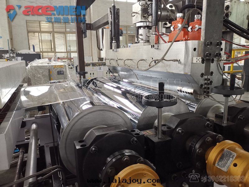 840mm大(dà)波(bō)浪PC透明(míng)瓦(wǎ)生(shēng)産線(xiàn) PET采光(guāng)瓦(wǎ)設備廠(chǎng)家(jiā)